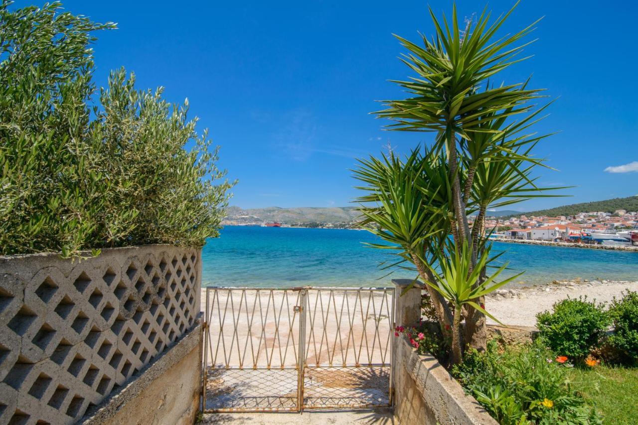 Apartments Tonka Trogir Bagian luar foto