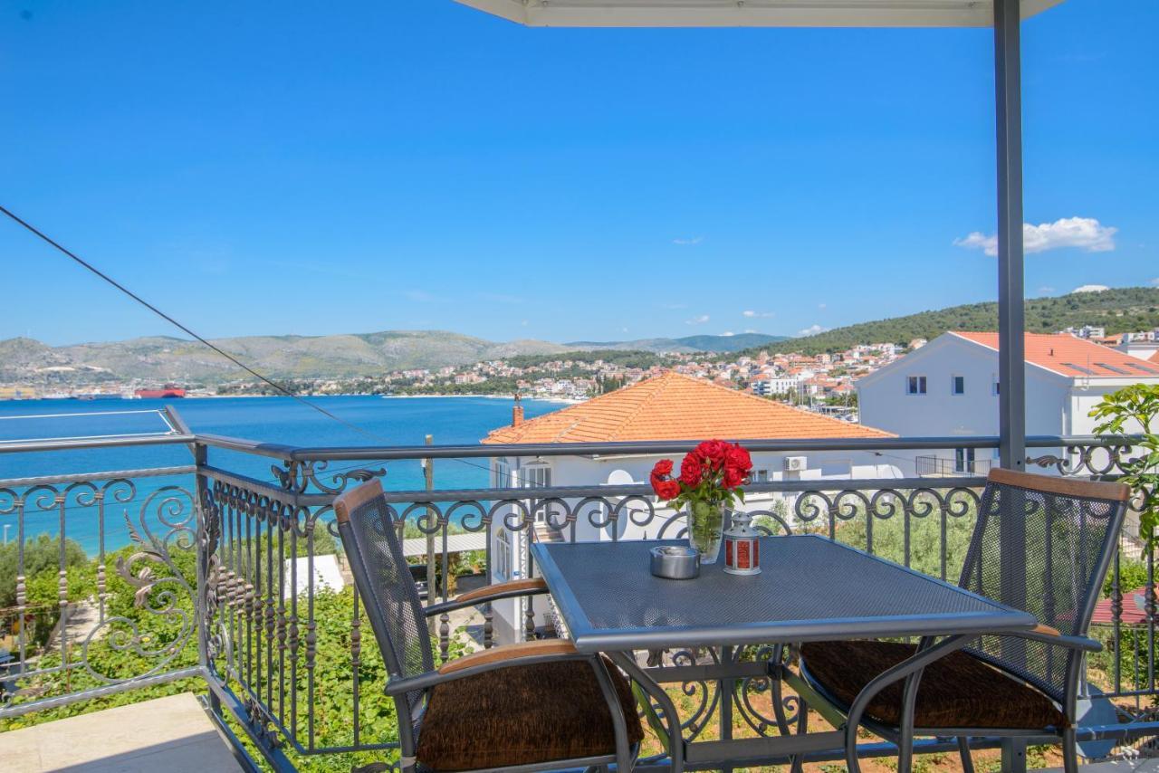 Apartments Tonka Trogir Bagian luar foto