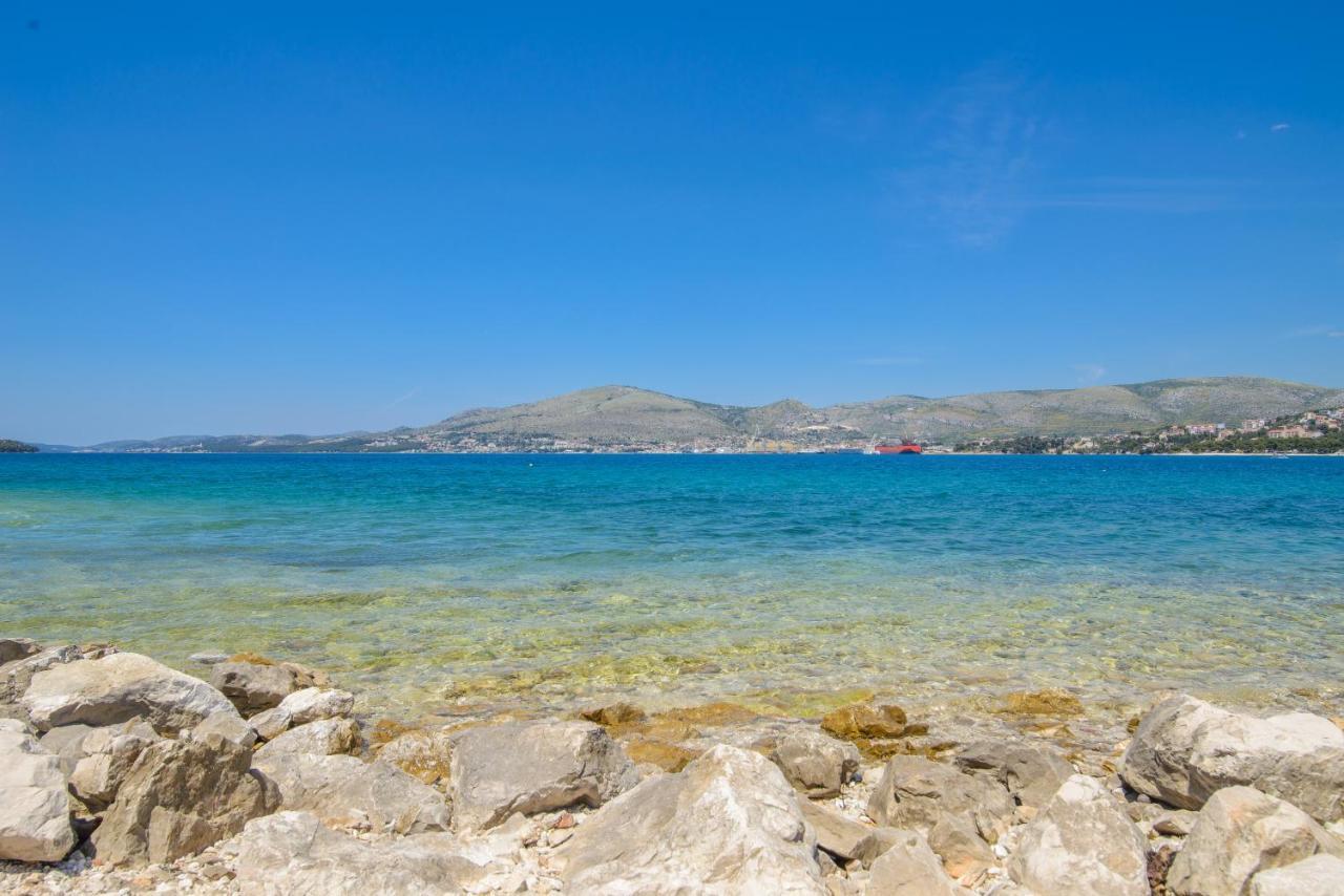 Apartments Tonka Trogir Bagian luar foto