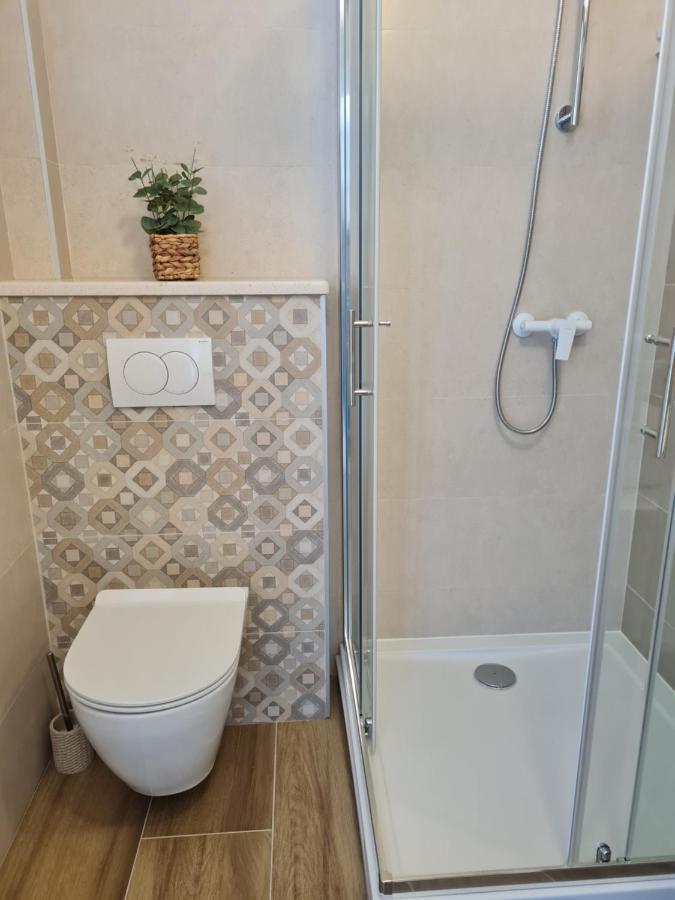 Apartments Tonka Trogir Bagian luar foto